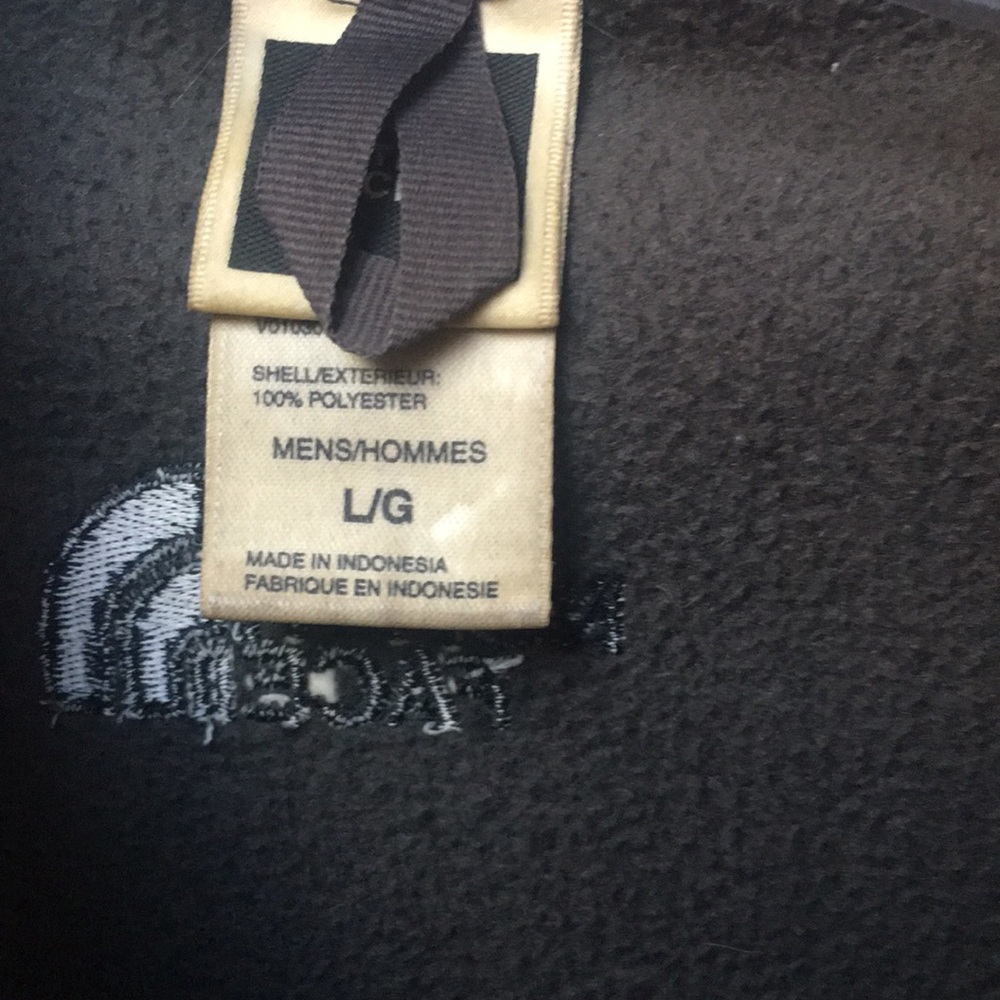 Northface fleece jacket with front zipper pockets - Picture 3 of 5